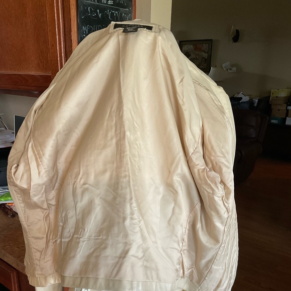 Gen. Leather Vintage Express Ivory/Cream Jacket 5/6, Pre-owned - Picture 9 of 16